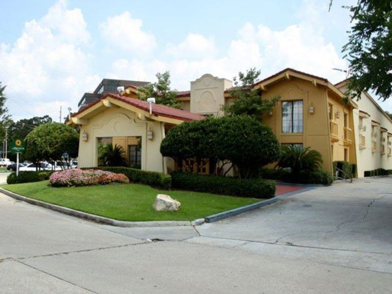 La Quinta Inn By Wyndham Baton Rouge University Area Extérieur photo